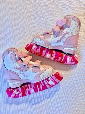Jackson Softec Pink Girls Figure Ice Skates size 2